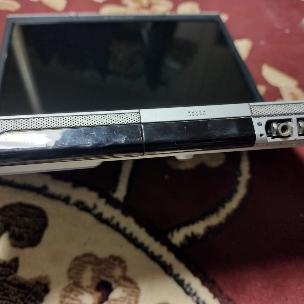 Hp pavilion dv1000 laptop